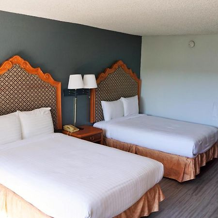 Hotel Elev8 Conroe Zewnętrze zdjęcie