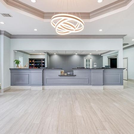 Hotel Elev8 Conroe Zewnętrze zdjęcie