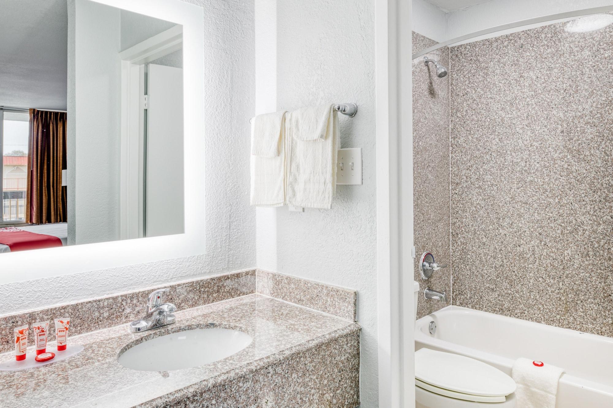 Hotel Elev8 Conroe Zewnętrze zdjęcie