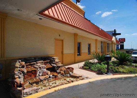 Hotel Elev8 Conroe Zewnętrze zdjęcie