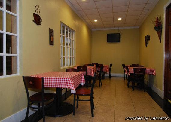 Hotel Elev8 Conroe Restauracja zdjęcie