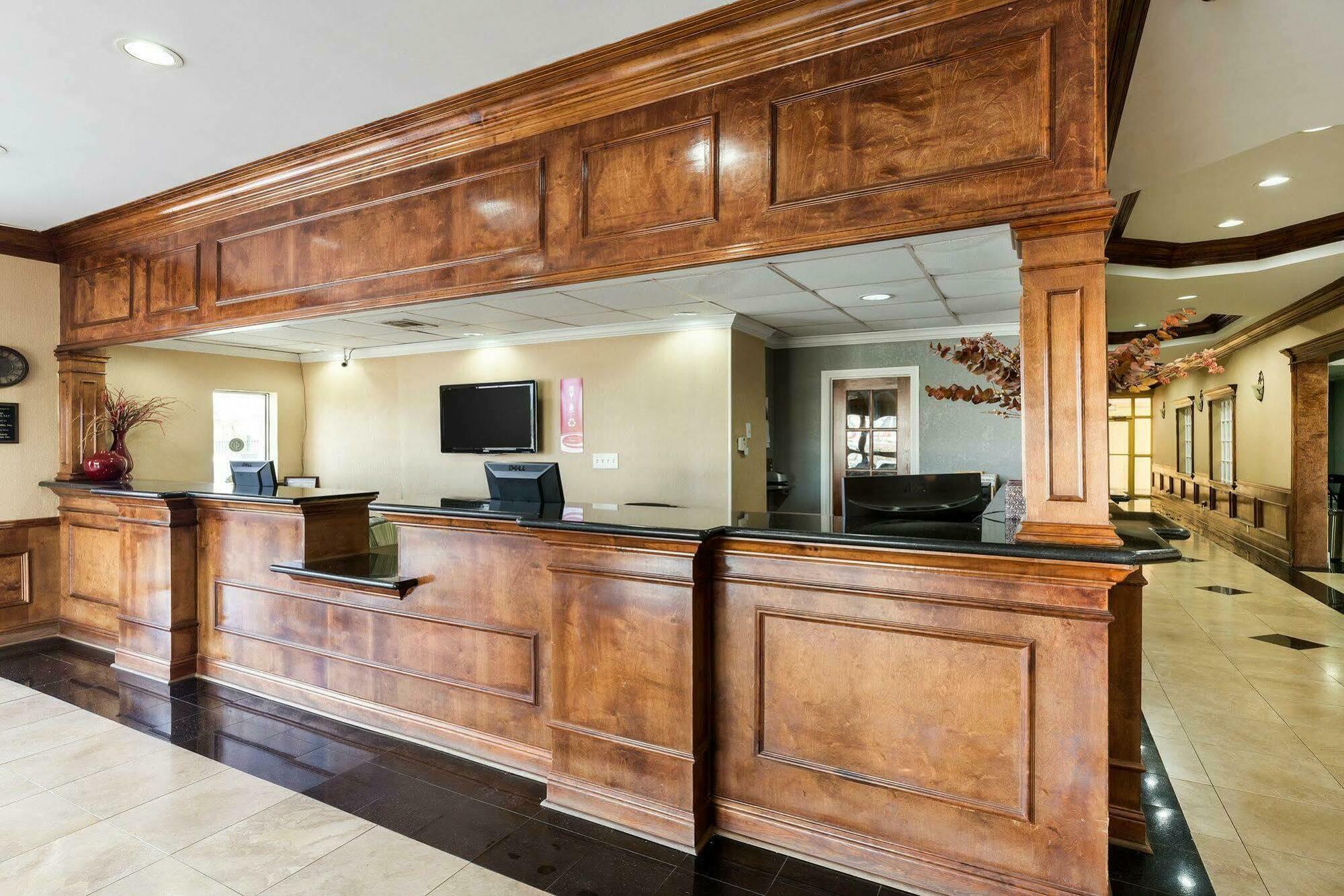 Hotel Elev8 Conroe Zewnętrze zdjęcie